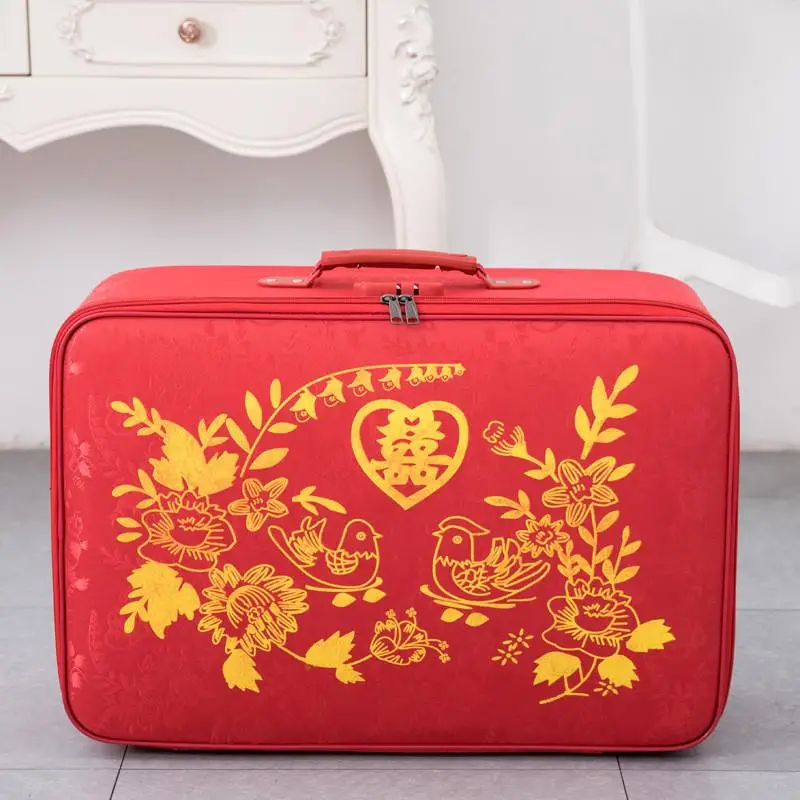 red-wedding-trunk-bride's-accanng-trunk-password-travel-suitcase-mother-daughter-vintage-handheld-wedding-celebration-trunk