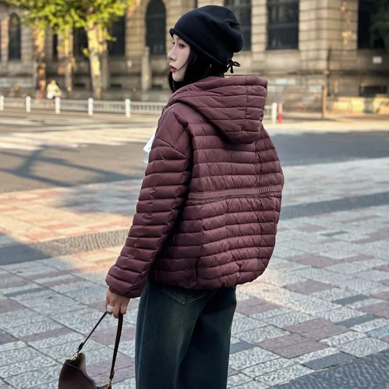 2025 Winter Women's Down Jacket Commuter Hooded Loose Design Fashionable White Duck Down Jacket