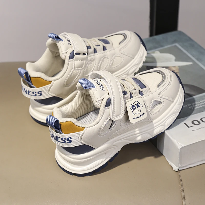 أحذية رياضية ممتصة للصدمات للخريف للأطفال، أحذية للأب غير قابلة للانزلاق للفتيات، أحذية جري خفيفة على الطراز الأجنبي