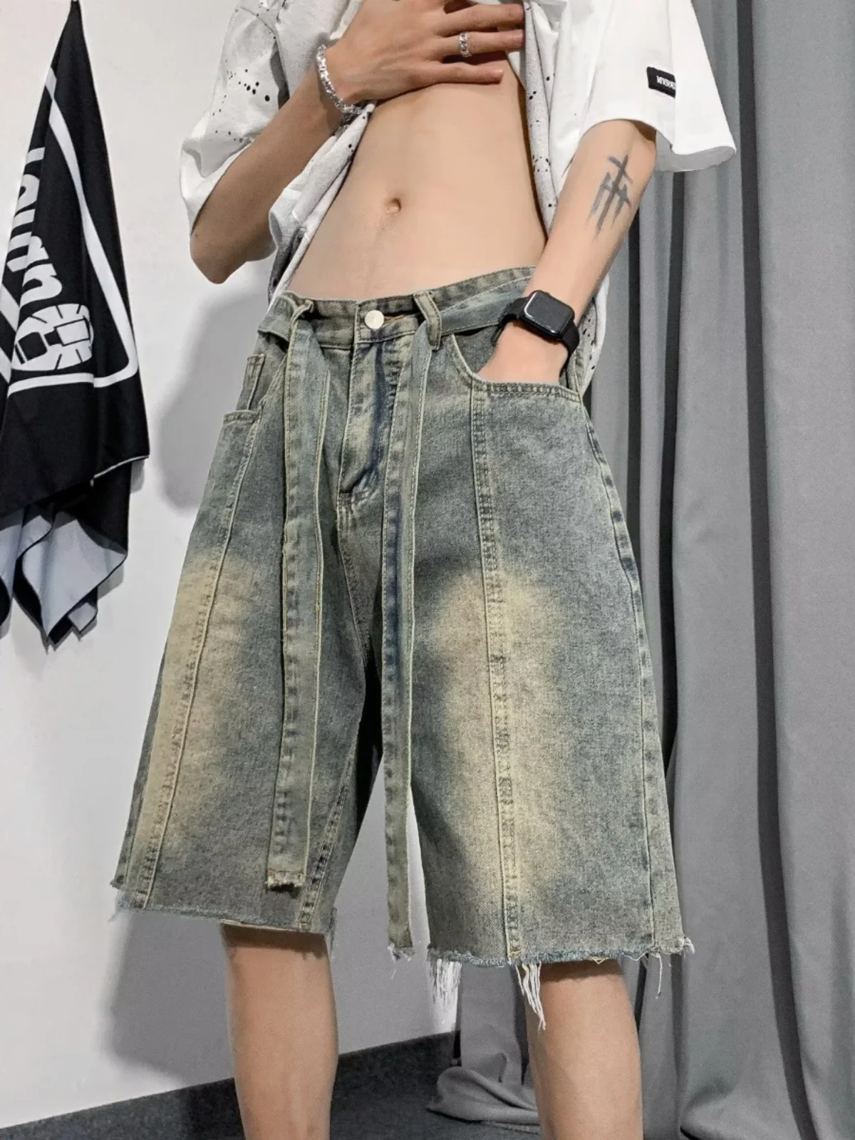 

High Street Waed Hem Jeans orts Men Summer American Retro Cool Loose Wide Leg Five-Point Pants Casual Wear Youth