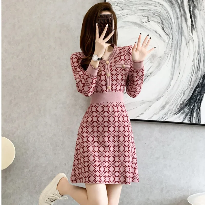 

Women's Vintage Pink Plaid Mini Dress, Fake Two Pieces, V-Neck Sweater Dress, Long Sleeve, High Waist, Short, A-line, Retro