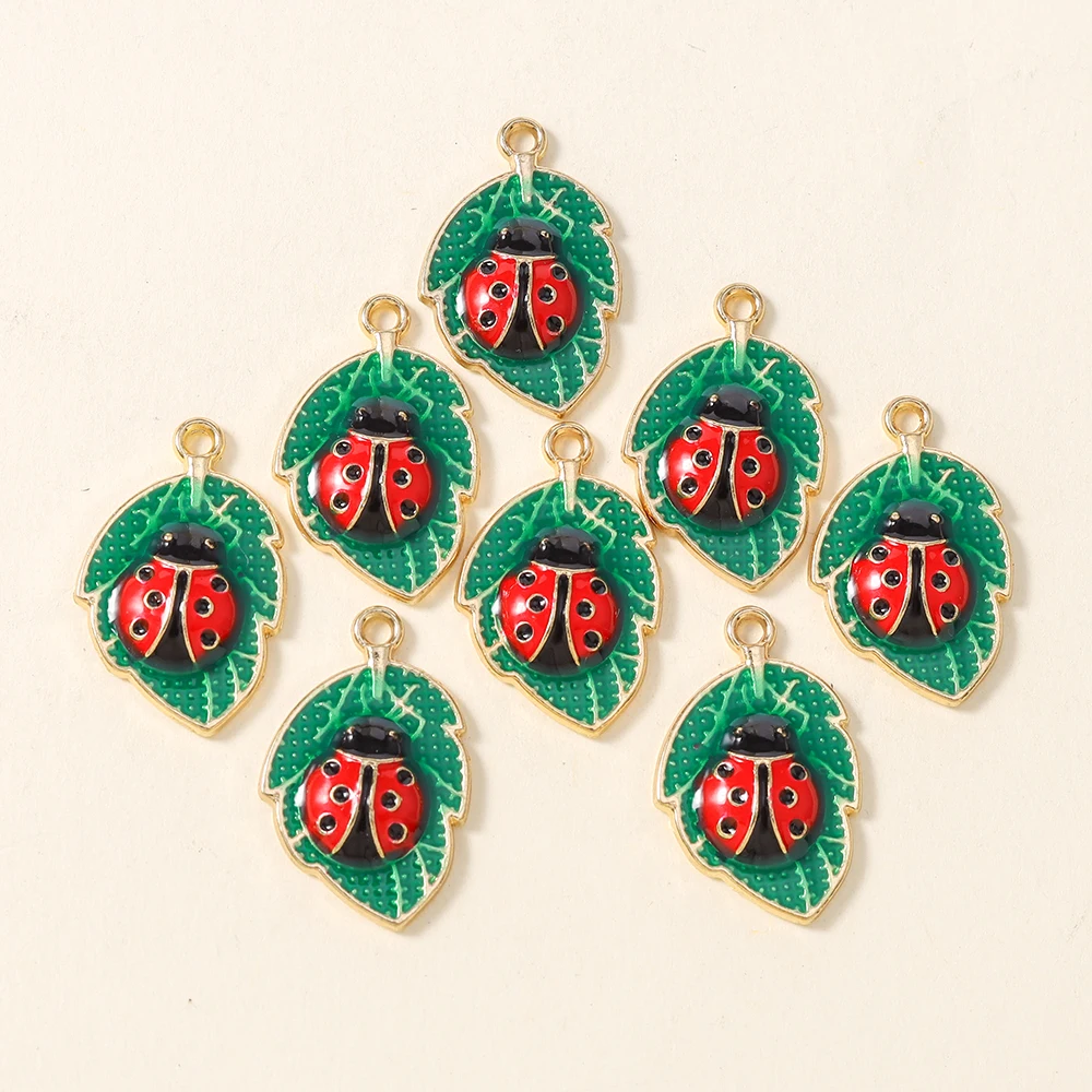 10pcs 15*23mm Lovely Cartoon Leaf Ladybug Pendant Cute Insect Green Leaf Charms for Diy Drop Earrings Necklace Jewelry Making
