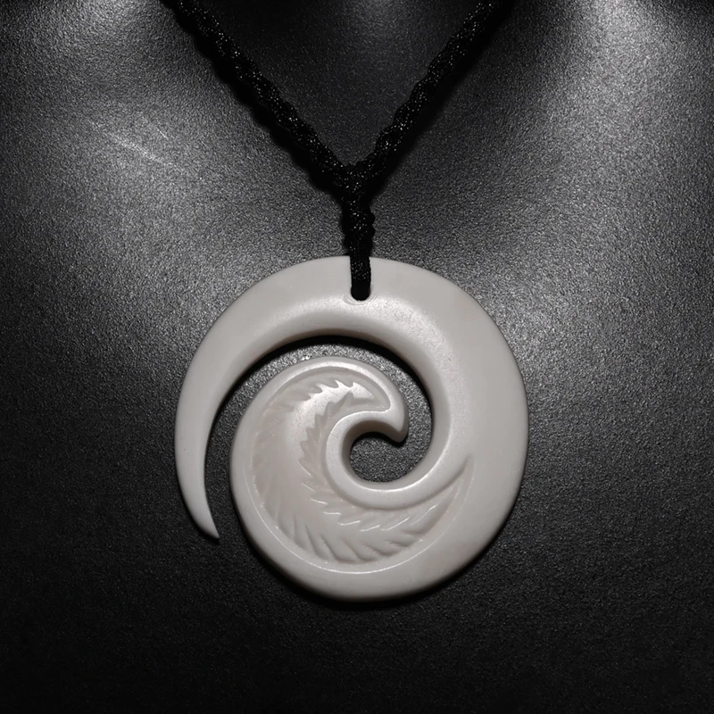 GX018 New Zealand Maori yak bone Koru pendant handmade jewelry Primitive tribes totem amulet Carving decorative pattern pendant