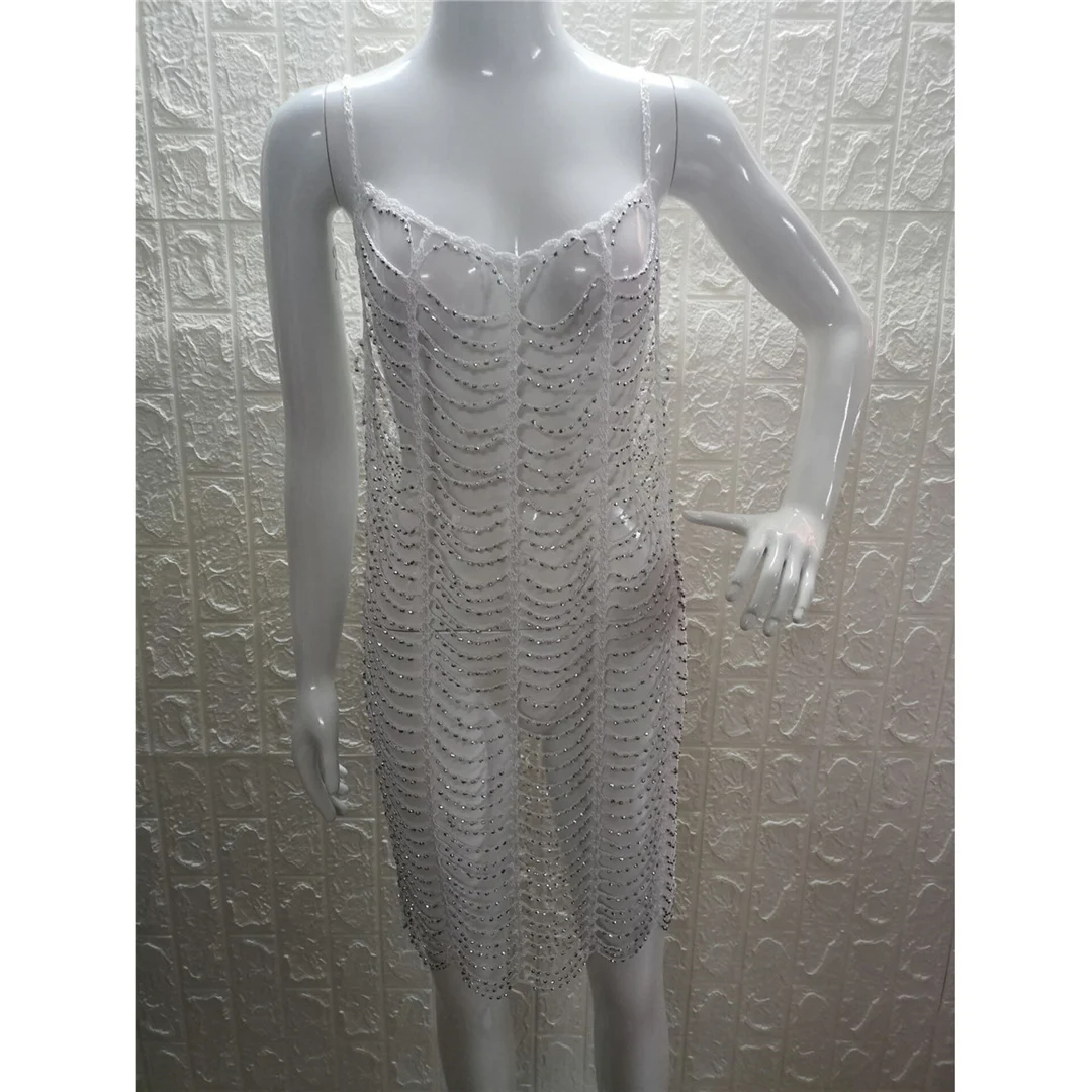 Luxuriöse, glitzernde Tunika mit Diamant-Strasssteinen und Cut-Outs, Strand-Cover-Up, Strandkleid, Strandmode, Damenmode V4747SW – Detail 12