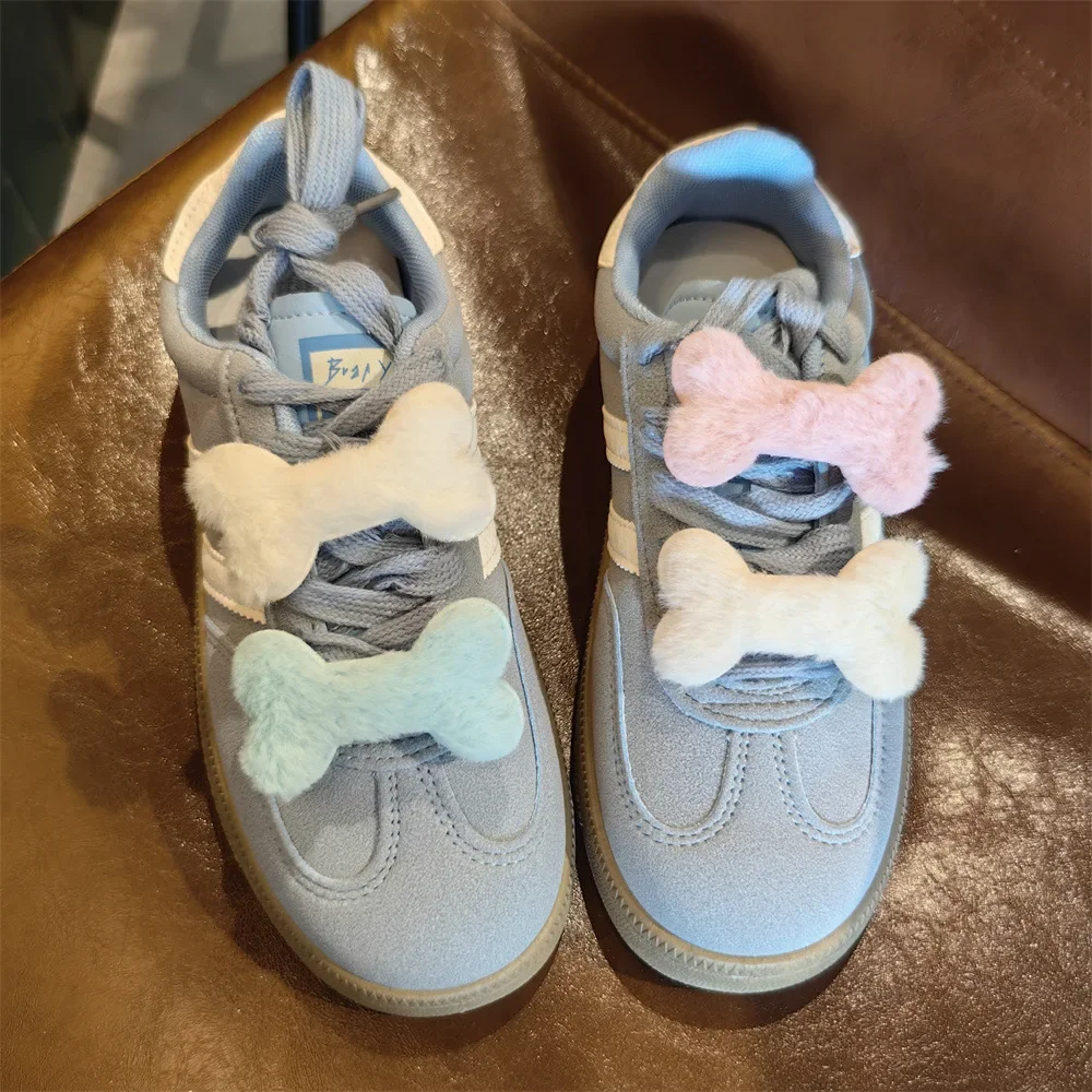 

Cute Furry Bone Shoe Decorations Charm DIY Detachable Autumn Winter Plush Star Shoelaces Charms for Sneakers Shoes Accessories