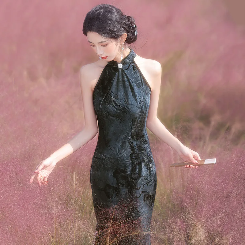 

Sexy Women Mandarin Collar Chinese Style Long Cheongsam 2025 New Improved Female Sleeveless Black Print Qipao Dress
