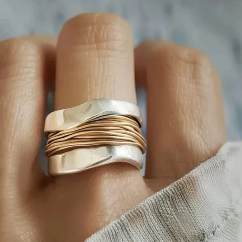 Vintage Zweifarbiger Metallring mit Handgravur für Damen Geometrischer Alltags- und Partyschmuck