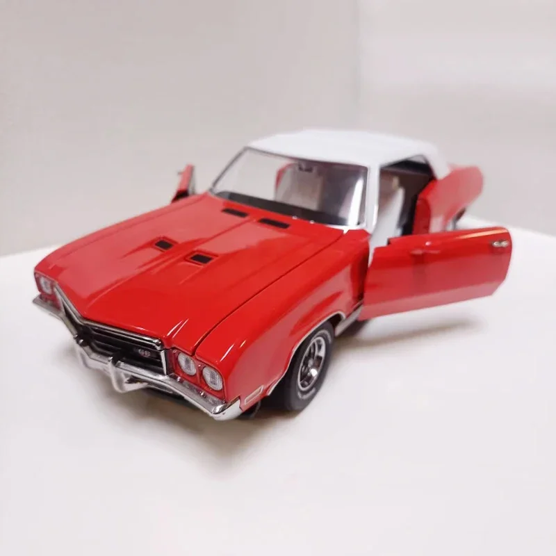 Sunstar Alloy 1/18 1972 Buick Skylark GS Vintage Car Coupe Car Model Classics Adult Souvenir Gift Hobby & Toys-No Color box