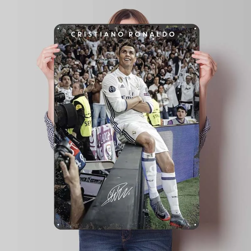 Cristiano Ronaldo Tinplate Sign Sports Poster Wall Art Mural Customizable Metal Signs for Wall Art Decoration Decor for Room