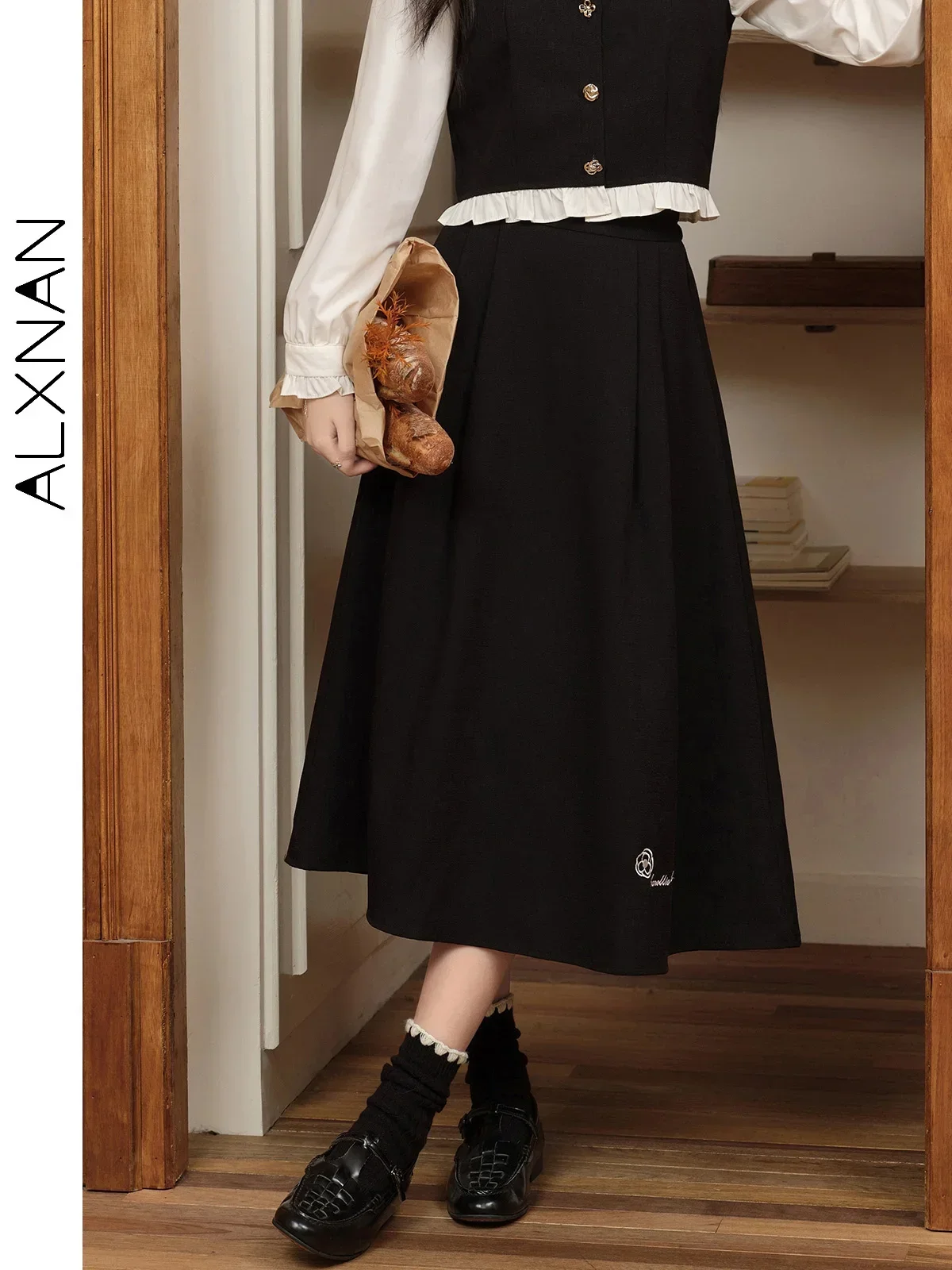 ALXNAN Women's Midi Skirts A-line Elastic Waist Camellia Embroidery 2024 Autumn Winter Pleated Skirt Sold Separately L39653BSQ