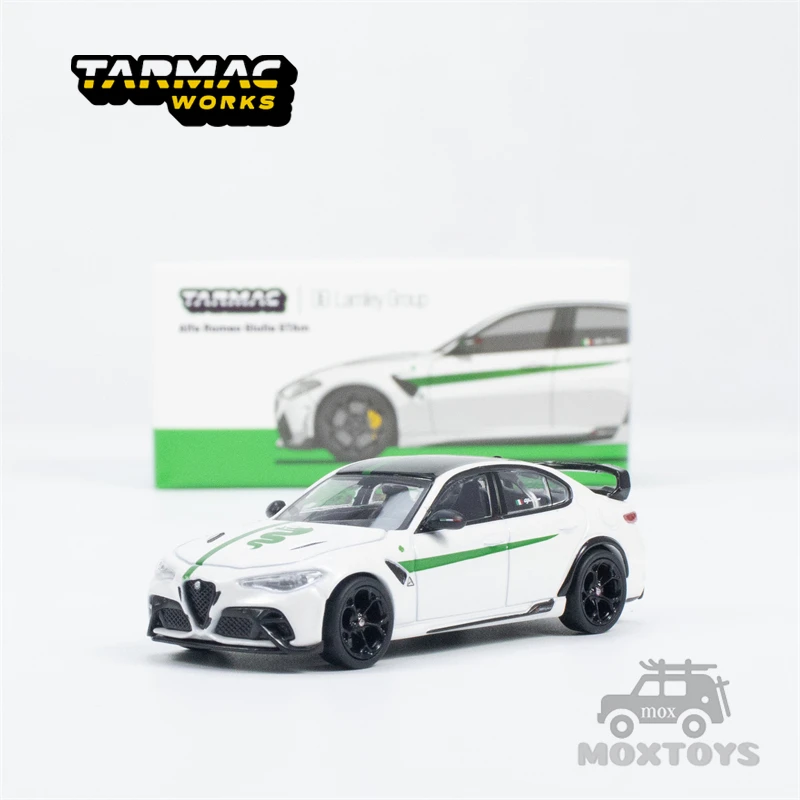 Tarmac Works 1:64 Alfa Romeo Giulia GTAm White / Green Diecast Model Car