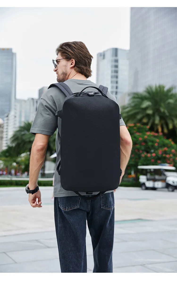 Multifunctional Waterproof Gym Duffle Bag Large Capacity for Men And Women with Separate Shoe Compartment Weekender Overnight Tr