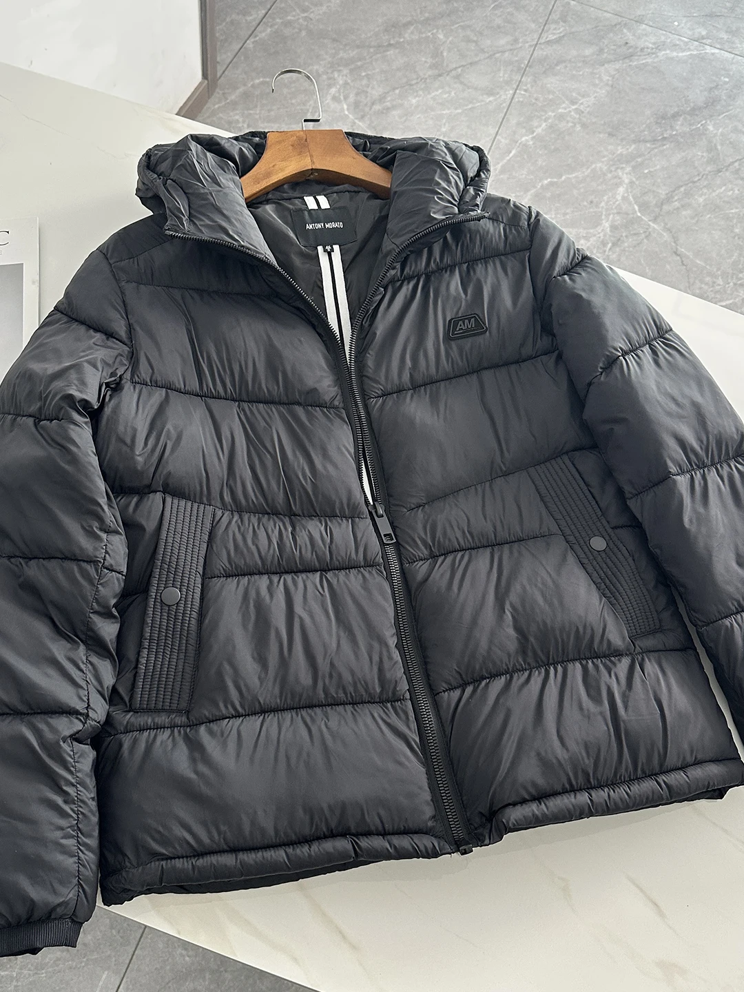 

Легкое шелковое хлопковое пальто для мужчин, свободная посадка с капюшоном, спортивная повседневная куртка, теплая хлопковая одежда, модная урба...