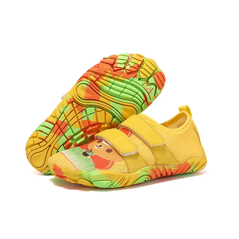 Nuevos zapatos acuáticos para niños y niñas, calcetines acuáticos tipo barefoot, para buceo, surf, playa, zapatos de agua de secado rápido, zapatos antideslizantes para caminar
