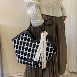 Fashionable Women Shoulder Bags Purses and Handbags Plaid Scarf Small Tote Bag for Women Mother Kids Bag for Women Designer Bag