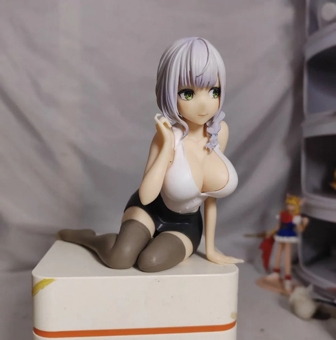 

В наличии: Оригинальная аниме-кукла Hololive Virtual Idol Sha Hua Chacha Kuroe, серебряная Новелл, настольное украшение, игрушка, подарок