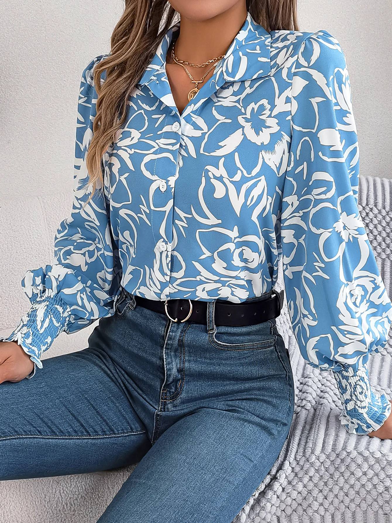 Spring and Autumn Elegant Flower Printed Lantern Sleeve Shirt Women\'s Long sleeved Button Tops