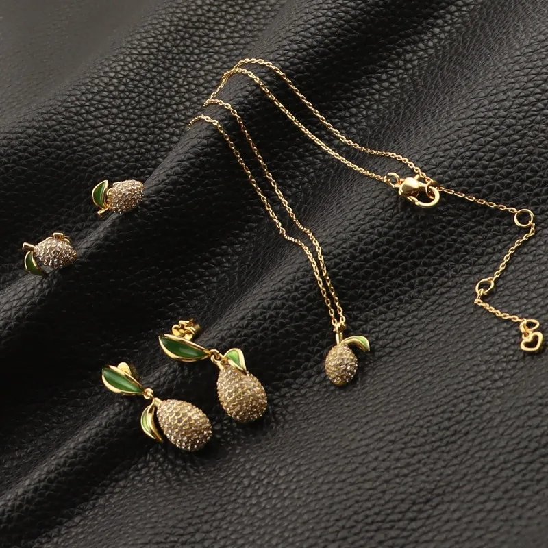 

Light Luxury Commuting Niche Design Ins Enamel Glaze Hand-painted Green Leaves Full Cubic Zircon Grapefruit Earrings for Women