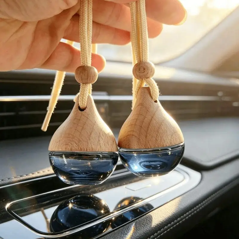 1Pc Refillable Essential Oil Diffuser 6/8ML Empty Car Air Freshener Pendant Glass Bottle With Wooden Caps.