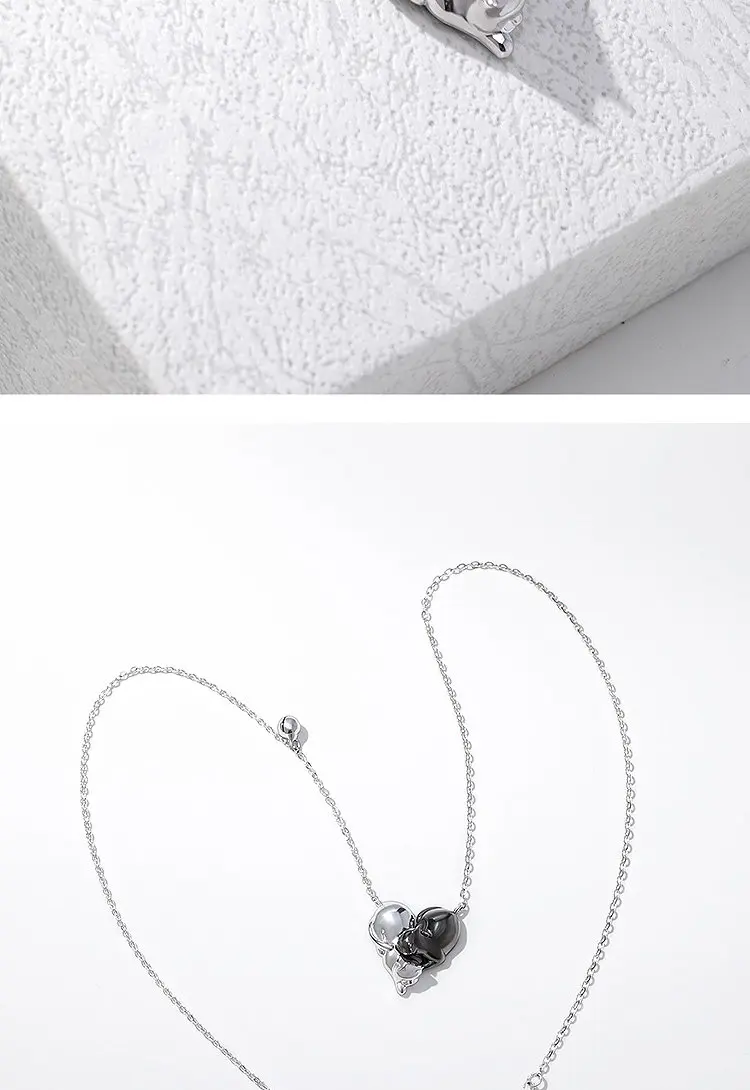 Twin Cat Heart Necklace S16fe7b5324f8462e85ff5038d64186e5a