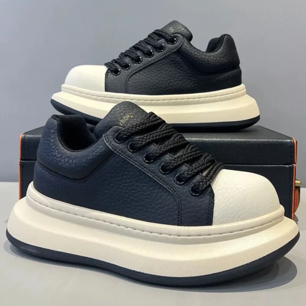 

Handmade Leather Men Shoes Casual Slip On Loafers Breathable Leather Shoes Men Flats Fashion Moccasins Tooling Shoes Plus Size