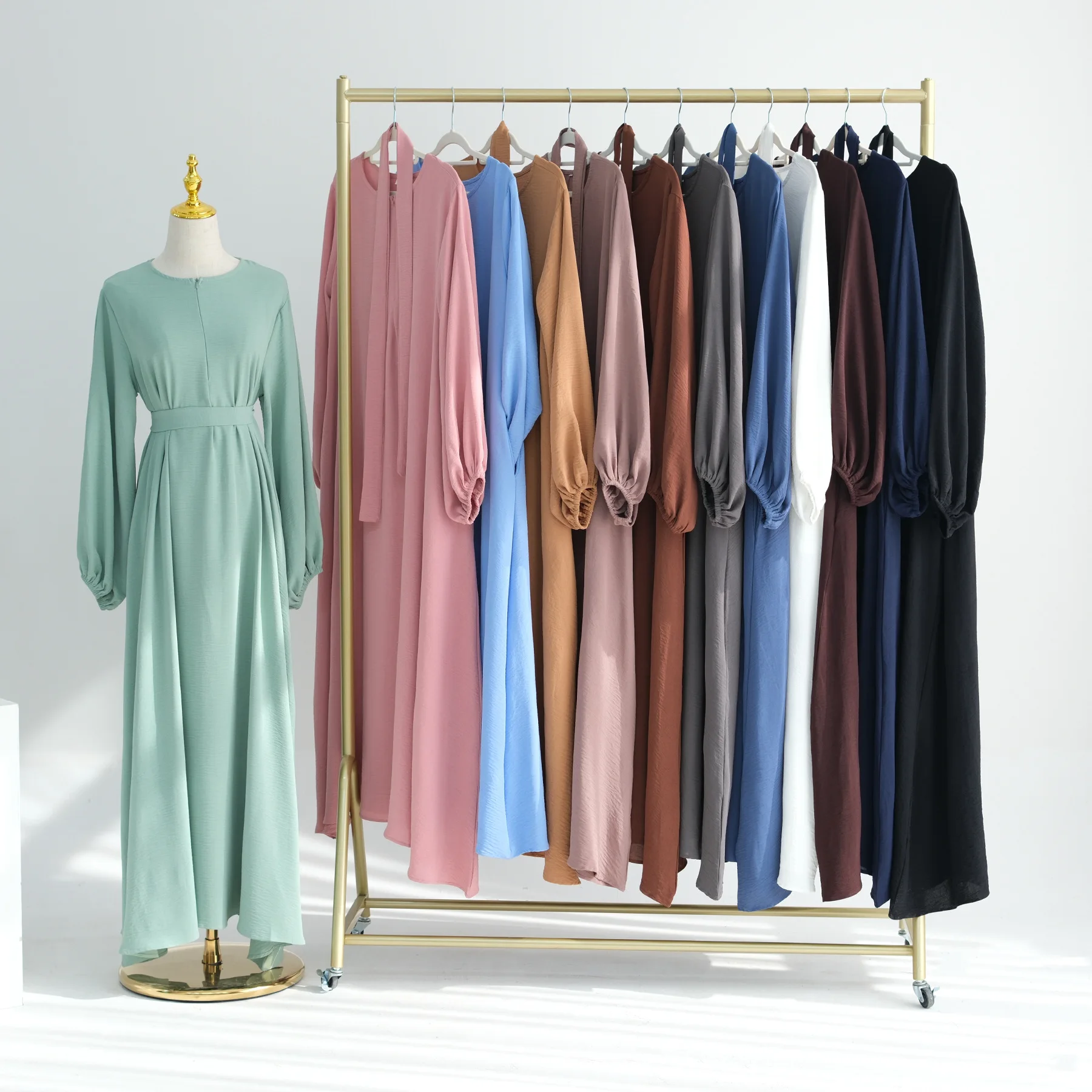 

Elegant Dubai Modest Dress Turkish Middle East Boho Maxi Dress Drawstring Cuff Long Sleeve Dress Loose Fit Summer Gown