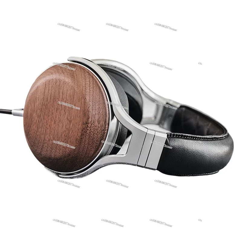 

Hear Every Note with Our Professional Over-Ear HIFI Monitoring Headphones - Noise Reduction and Sound Isolation for Audiophiles!