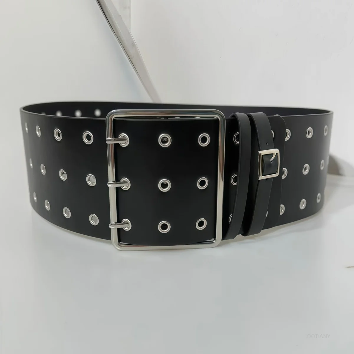 Moda super larga ilhó cinto preto cosplay millennial y2k menina quente personalidade jeans cinto tendência ins acessórios de roupas 2025