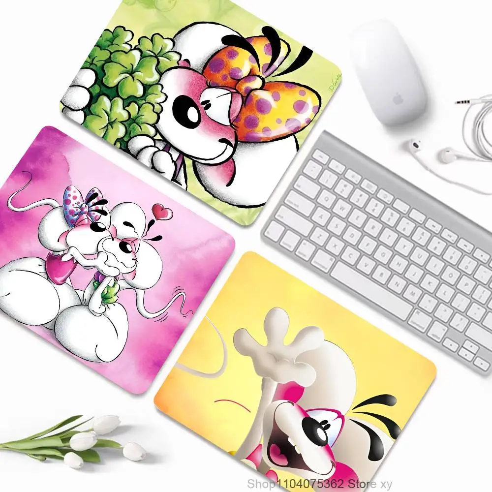 Cartoon D-Diddl Love Cute Mousepad Small LockEdge Mouse Pad For Gamers Computer Desk Pad Rectangular Anti-slip Rubber