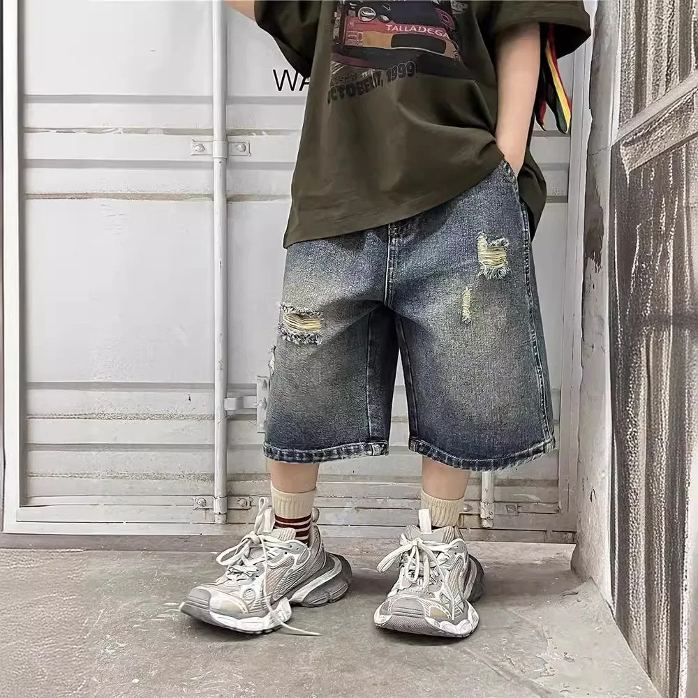 New 2026 Boys Vintage Ripped Hole Denim Shorts Kids Fashion Knee-length Shorts Jeans Children Summer Casual Streetwear