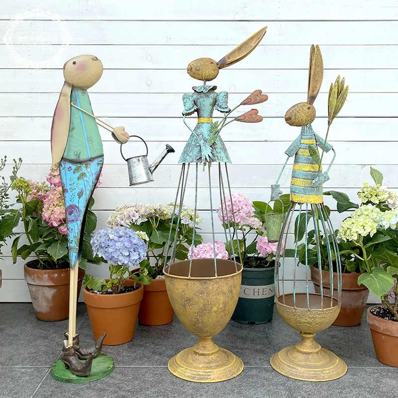 

American style rural retro iron rabbit with flower pot decorations, garden balconies, courtyard shops, homestays, personalized d