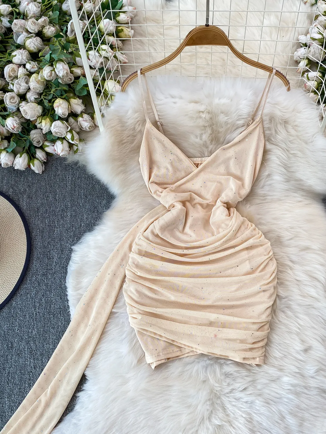 Women's Red Sequin Mesh V-neck Camisole Mini Dress Light Luxury Evening Dress Sexy Slim Elegant Ribbon Bodycon Dress Summer 2026