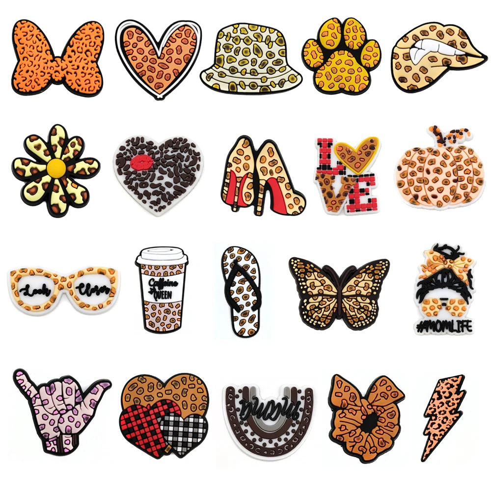 Vendita calda PVC Leopard Print Shoe Charms Pin per Crocs accessori Charms zoccoli sandali decorazione accessori per scarpe regali per gli amici