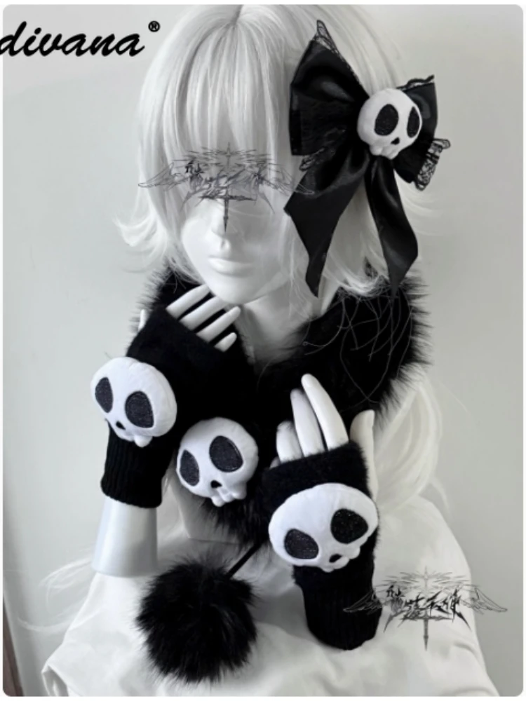 Original Subculture Cute Skull Plush Bow Lace Hairpin Punk Style Japanese Mine Choker New Winter Skull Plush Scarf Warm Gloves