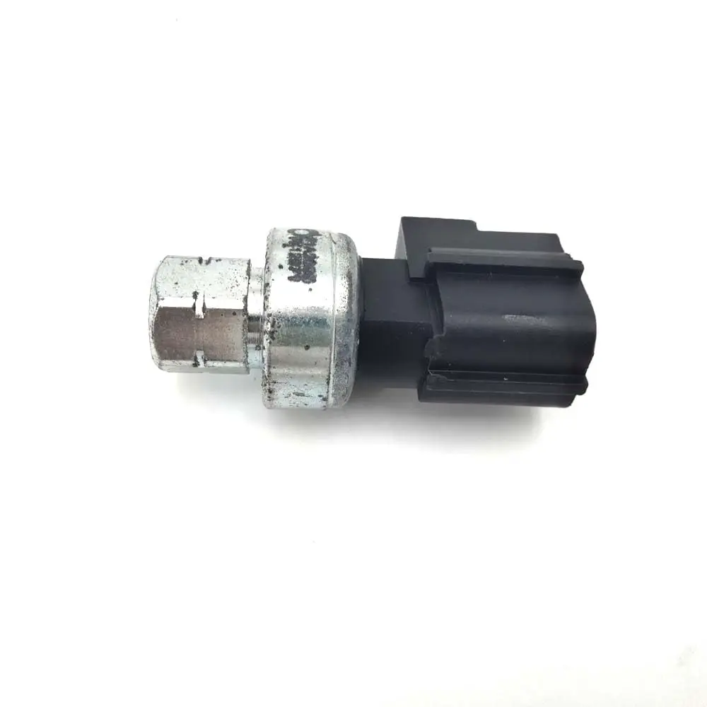 

A/C Pressure Switch For Dodge Ram 2500 3500 Jeep Grand Cherokee 5.9L 5072138AA