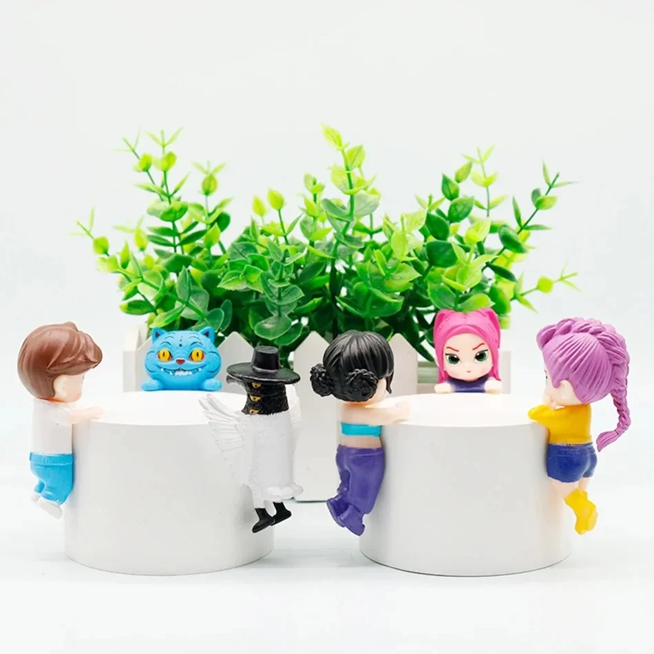 12P/Set New Kpop demon hunters Series Blind Box Derpys Tiger Rumi Mira Zoey Sussy Figurine Doll Mini Decor Model Toys Girl Gifts