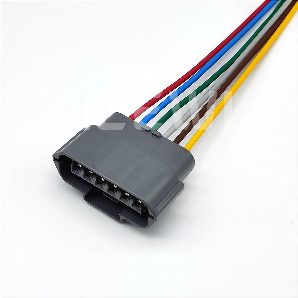 Conector de arnés de cables para coche, accesorio original de alta calidad, E06FGY-RS, 6P, 6189-7393