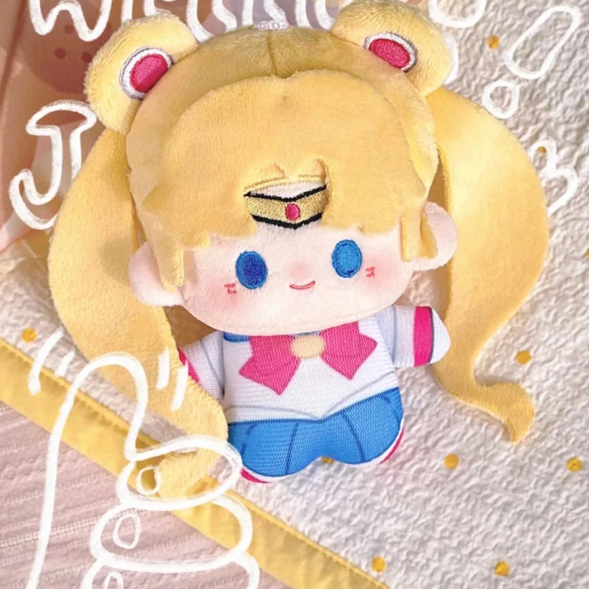 ตุ๊กตาอนิเมะเซเลอร์มูนขนาด 10 ซม. ของเล่นตุ๊กตาผ้ากำมะหยี่ลายการ์ตูนสุดน่ารัก ดีไซน์สร้างสรรค์ ของขวัญตุ๊กตาผ้ากำมะหยี่