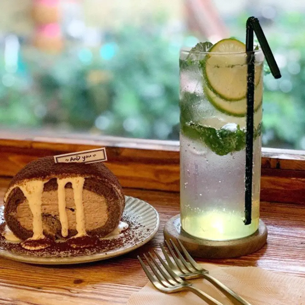 

Набор из 4 термостойких стаканов для напитков: кофе, водки, виски, коктейлей, красного вина. Домашние стаканы с прозрачным блеском.