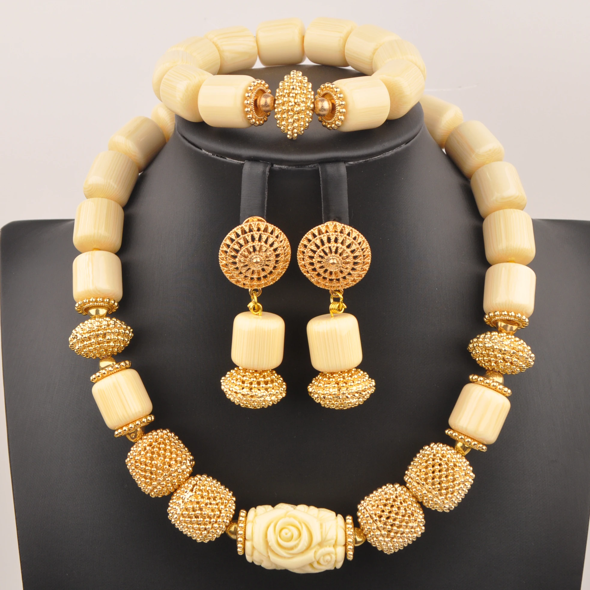 Nigerian wedding couple wedding jewelry white imitation coral necklace African bride wedding jewelry simple set XIN-49