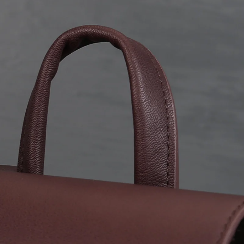 Couro genuíno cor pura aleta mochila clássico conciso saco de viagem estilo universitário à prova dwaterproof água mochila para meninas casual mochila