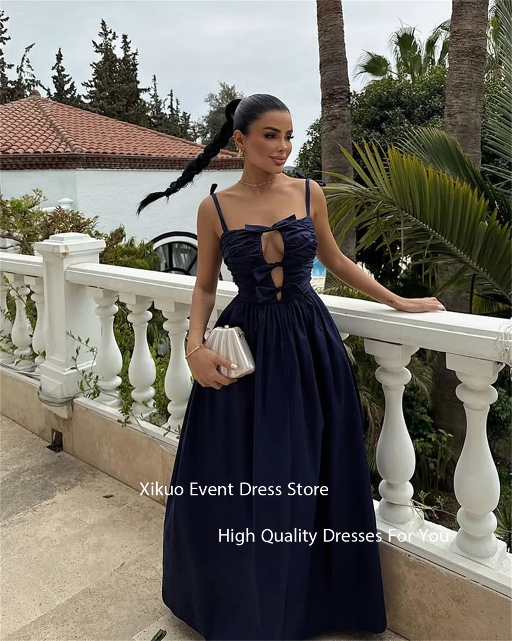 فستان سهرة أنيق من الساتان باللون الأزرق الداكن من Xikuo على شكل حرف A بحزام سباغيتي رداء كوكتيل نسائي قطع فيونكات فساتين حفلات مخصصة