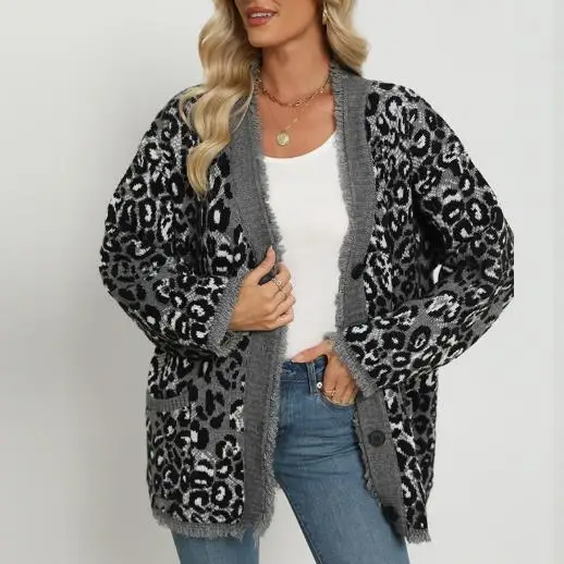

2025 Autumn and Winter New Women's Clothing European and American Fashion Leopard Print Jacquard Sexy Tassel Sweater Coat