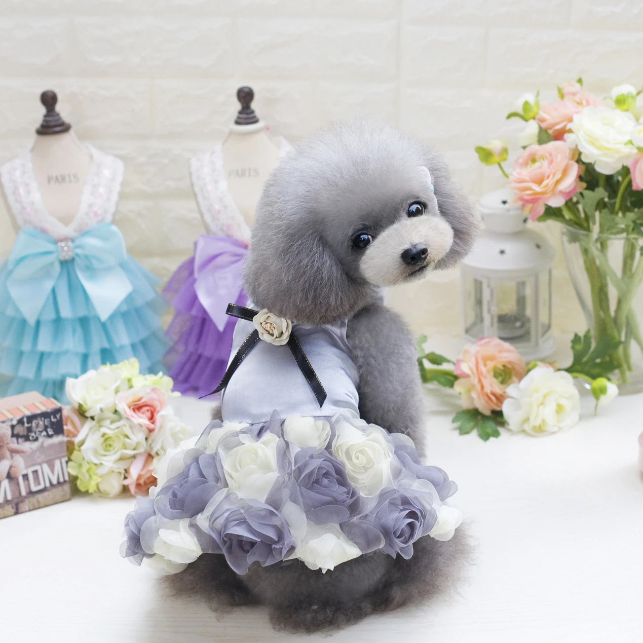 

New Contrast Color Stitching Princess Dress Pet Products Fashionable Rose Elegant Wedding Dresses New Cute Sweet Dog Dresses