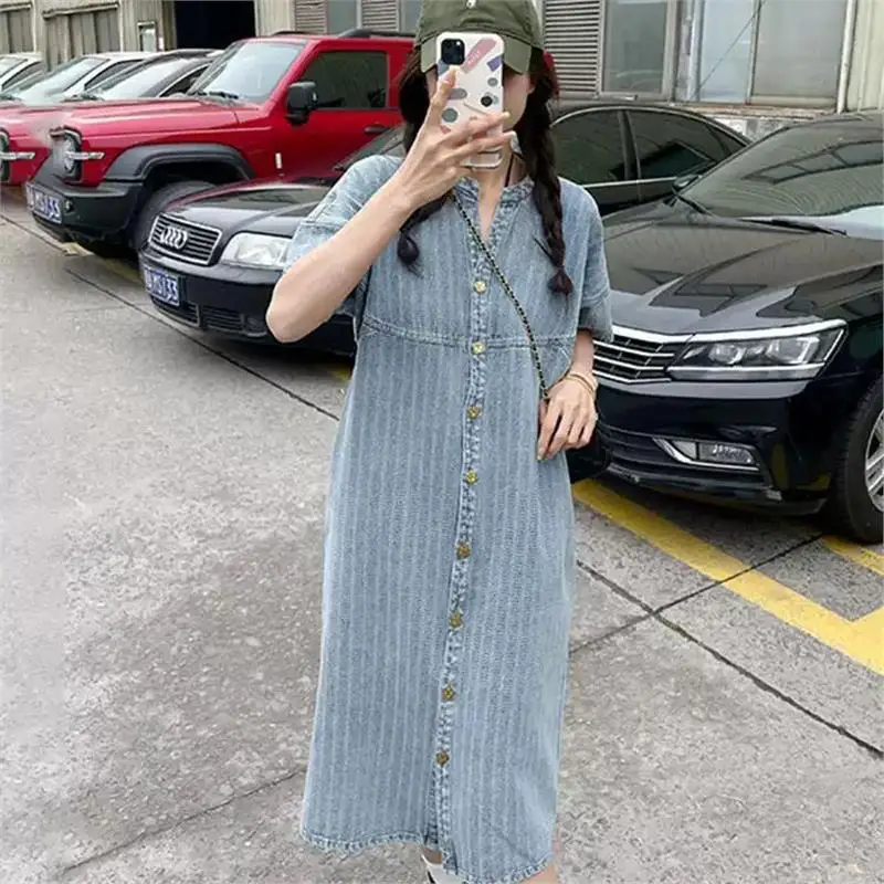 Robe en jean rayée décontractée, nouvelle robe chemise d'été 2025