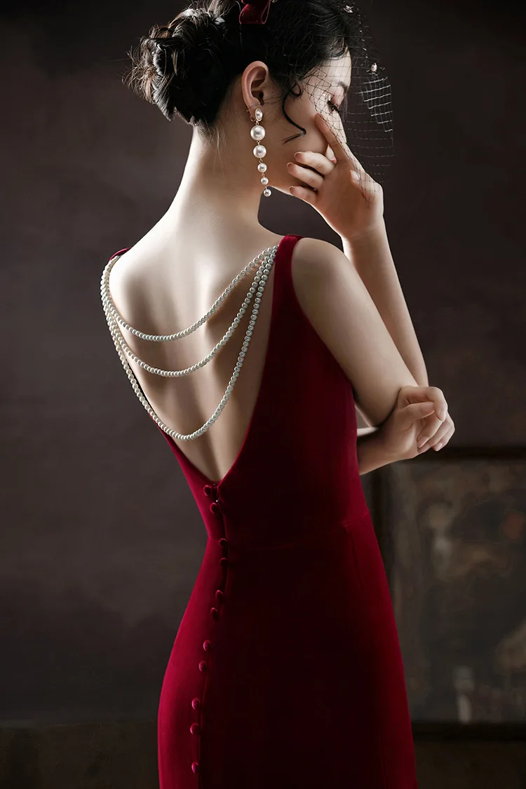French Style Vintage Wine Red Evening Dress Women V-Neck Backless Pearl Decoration Homecoming Dresses Elegant Simple Prom Gown