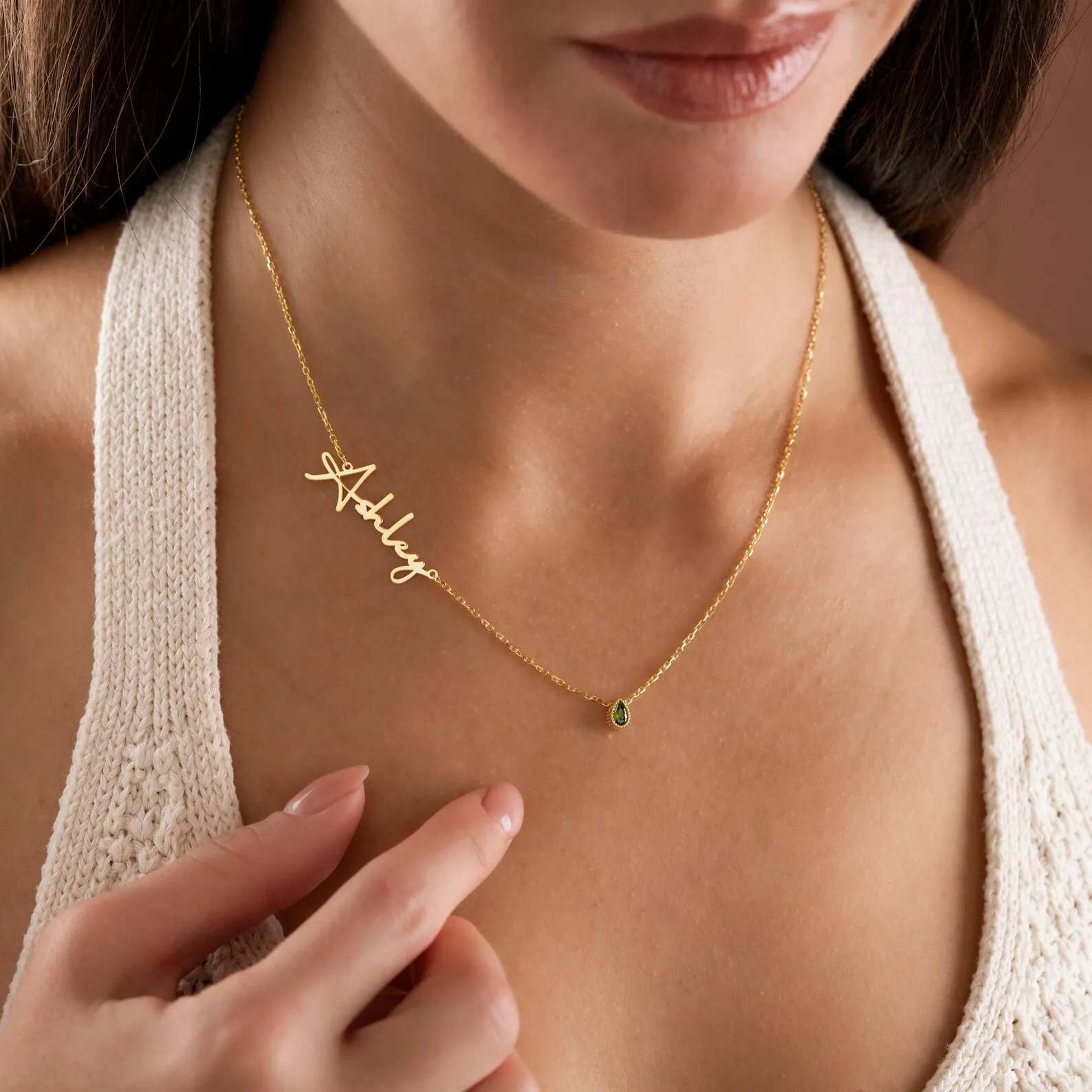 

Персонализированное колье с именем на боковой стороне и подвеской в виде капли с камнем по месяцу рождения, изящная цепочка, подарок для неё на Рождество или День матери