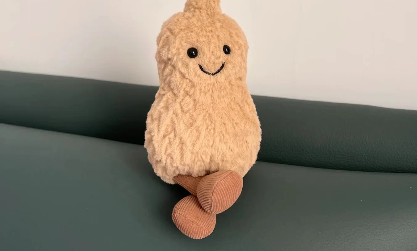 Muñeco de maní, bonito juguete de peluche, belleza súper suave, muñeco de peluche de maní pequeño, decoración para sala de estar, el mejor juguete para regalo para niña