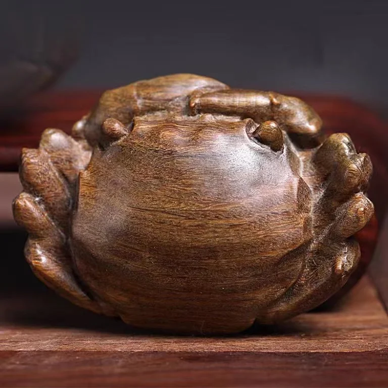 Natural Green Sandalwood Crab Ornaments Carved Wood Carving Hand Pieces Crafts Fortune Desktop Small
