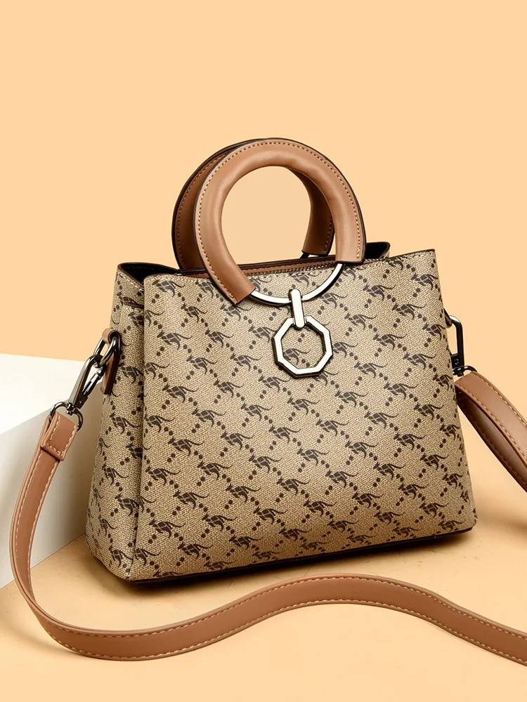 

2023 new women's handbag fashion with middle-aged mother single shoulder crossbody bag large capacity embossed bag tide